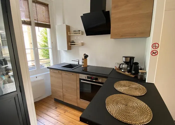 Le Saint-andre, Gare De